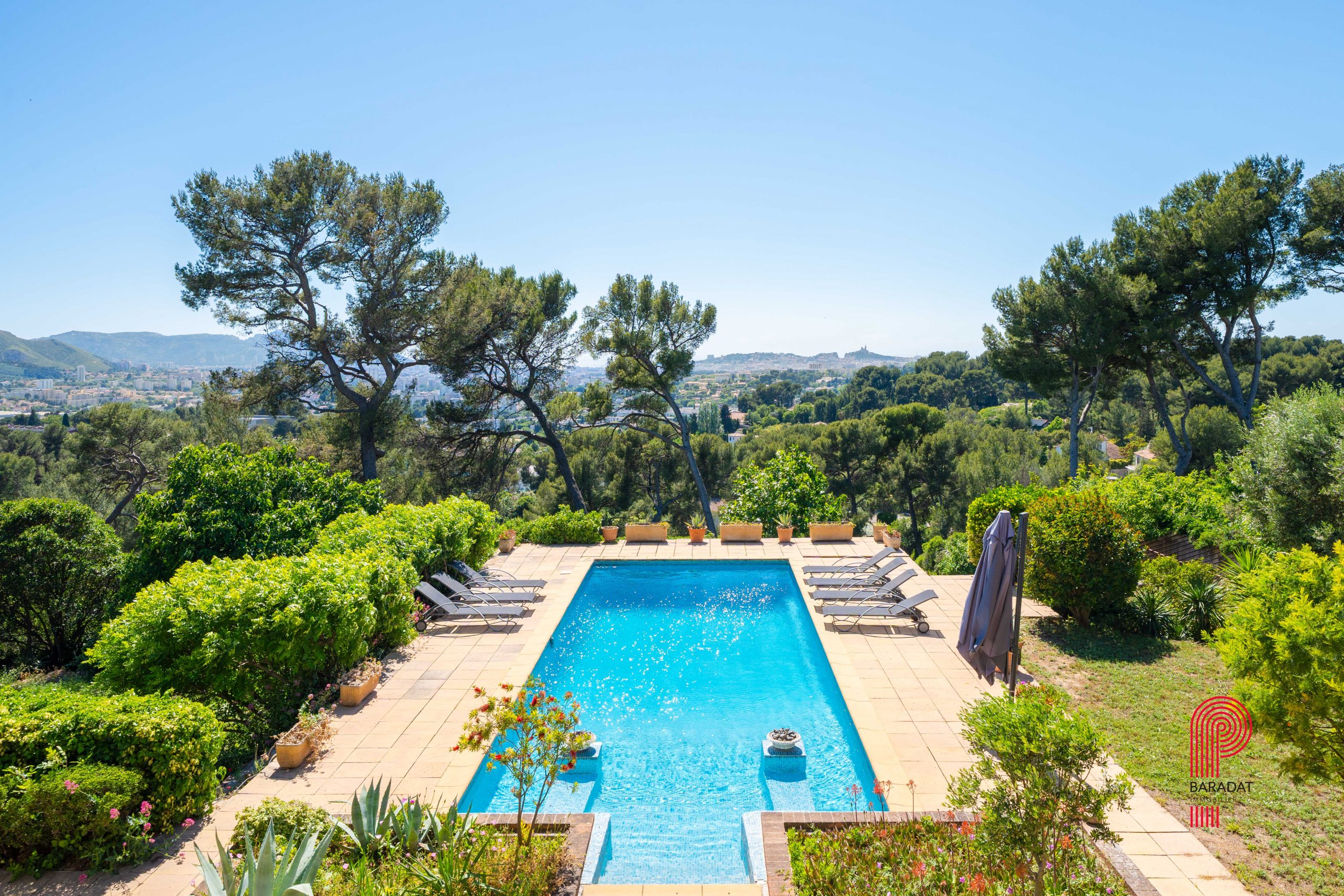 Vue mer et ville panoramique – maison Marseille 13012