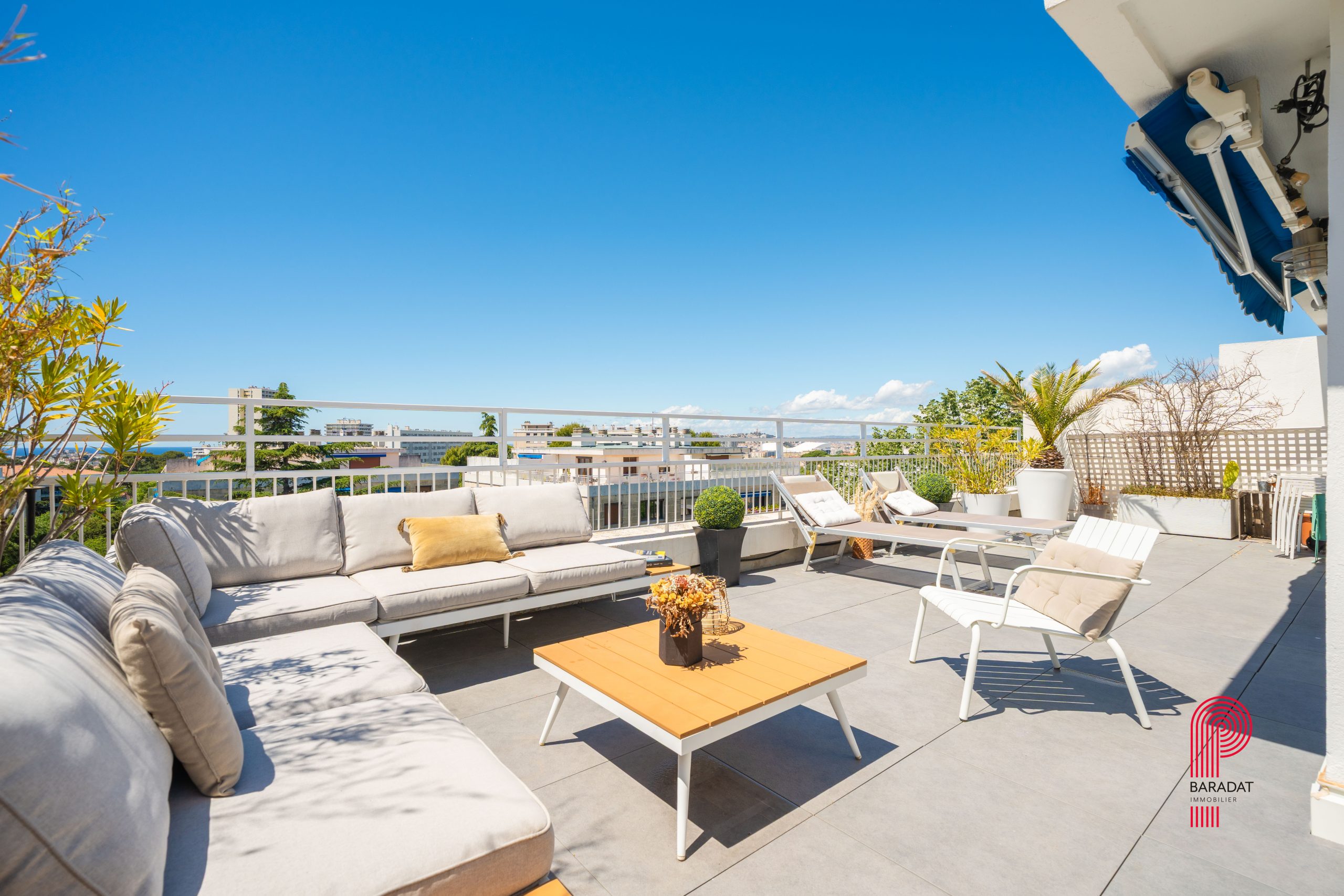 Duplex vue mer à vendre Le Cabot Marseille 13009