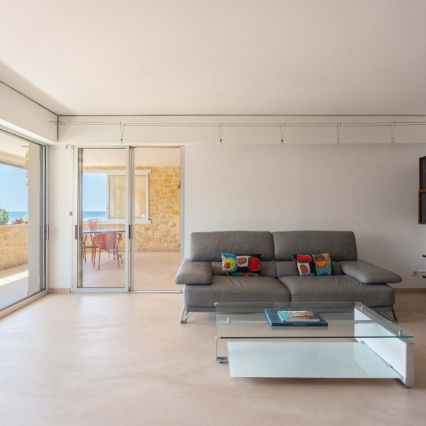 2Appartement-deux-chambres-terrasse-prado