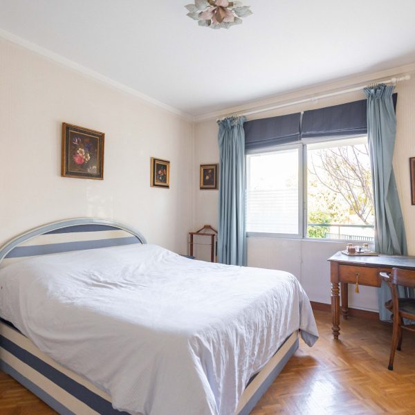 Chambre – appartement 3 pièces à vendre Marseille 13008