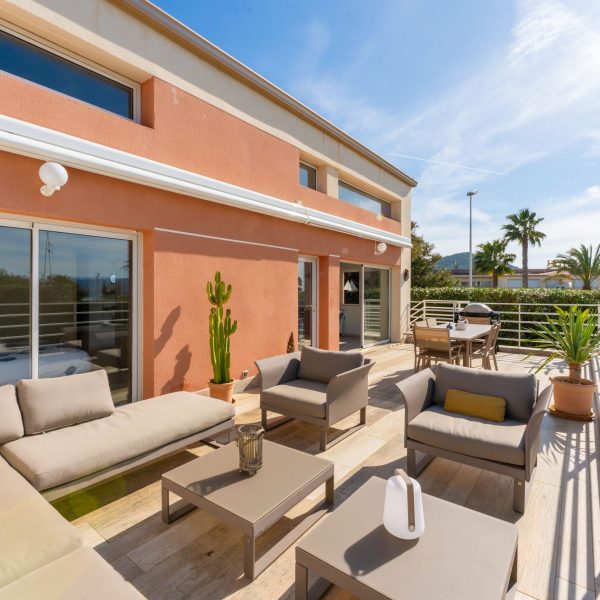 Appartement-vue-mer-terrasse-4 chambres-agence immobiliere prestige marseille- baradat immobilier.jpgDSC05029