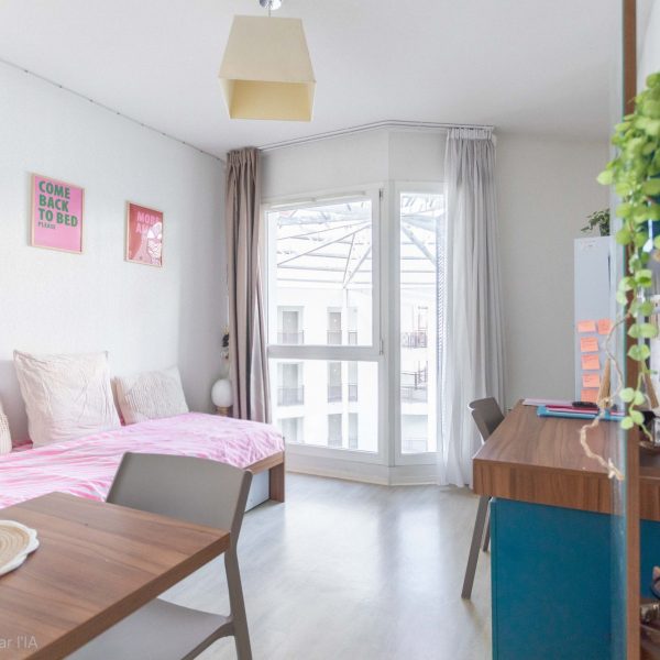 Vue intérieure du studio meublé – La Canebière Marseille