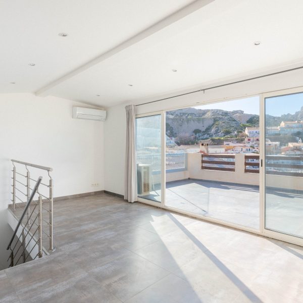 Maison-Les-Goudes-Terrasse-vue-mer-trois-chambresATO00158-Modifier