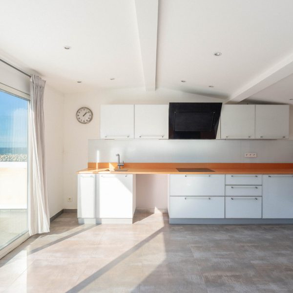 Maison-Les-Goudes-Terrasse-vue-mer-trois-chambresATO00167-Modifier