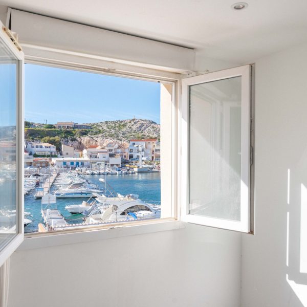 Maison-Les-Goudes-Terrasse-vue-mer-trois-chambresATO00180-Modifier