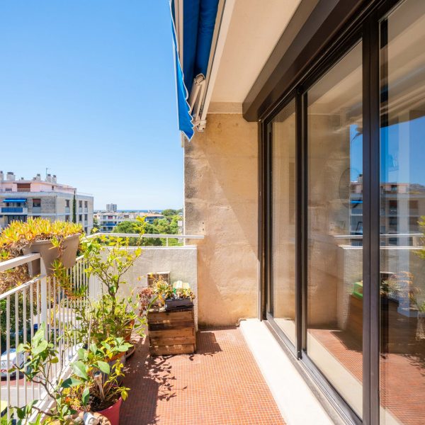 Balcon de 9 m² – duplex dernier étage Le Cabot