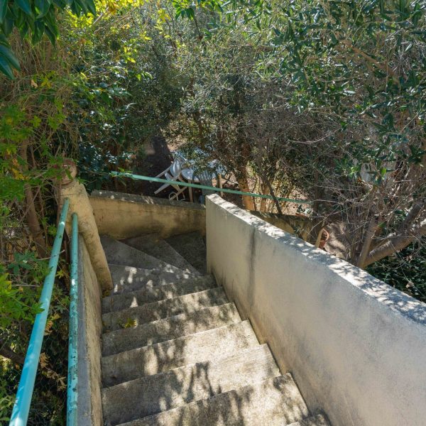 T1-appartement-beaumont-terrasse-vue-13012ATO07906