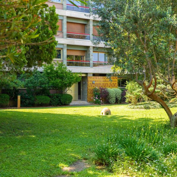 apartement-à vendre- 2ème prado- terrasse- la pelissière-3 chambres-agence-immobilier-baradatATO07901