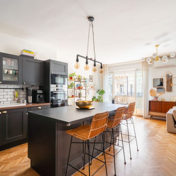 appartement-a-vendre-marseille-13008-avec-balcon-trois-chambres-agence-prestige-baradat-immobilierSB_08361