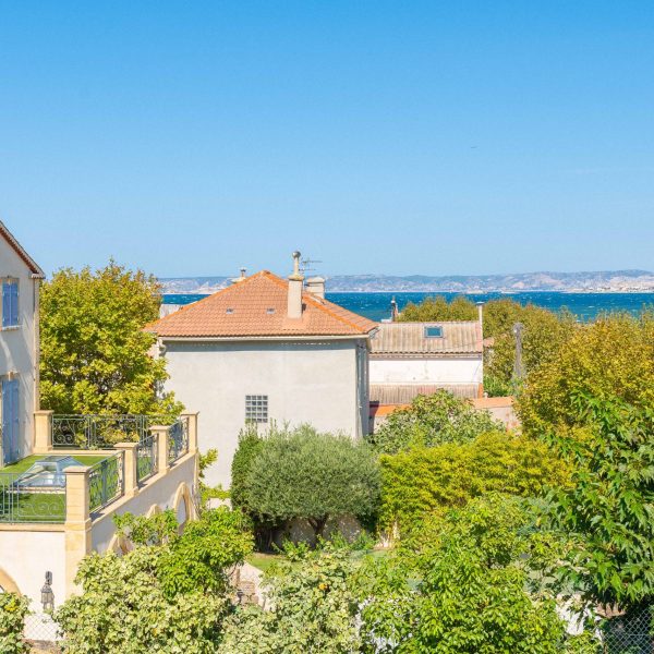 appartement-a-vendre-pointe-rouge-4 chambres-piscine privée-agence-immobilière-marseille-baradat-immobilierATO04792