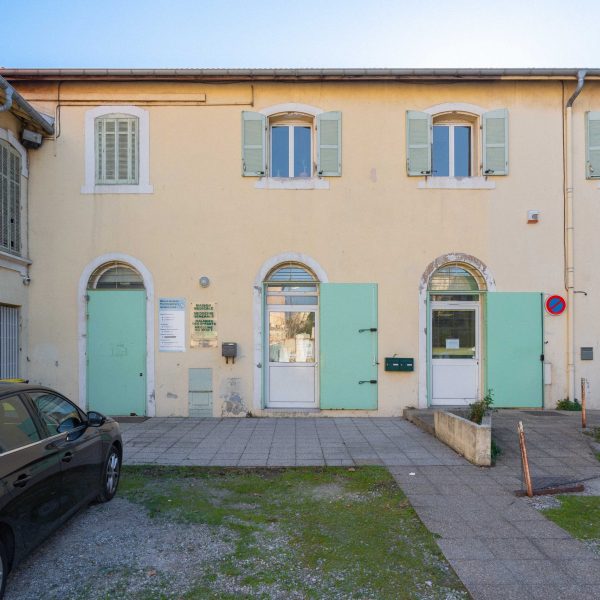 bureaux- à vendre- quartier saint louis- 13015- grande surface-agence-immobilier-baradatATO04041