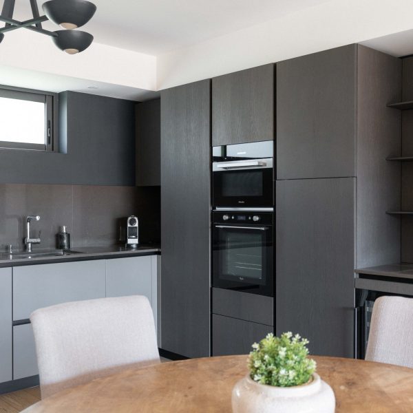 duplex- endoume-a-vendre-avec-terrasse-vue-notre-dame-de-la-garde-2 chambres-agence-immobilière-marseille-baradat-immobilierATO00227