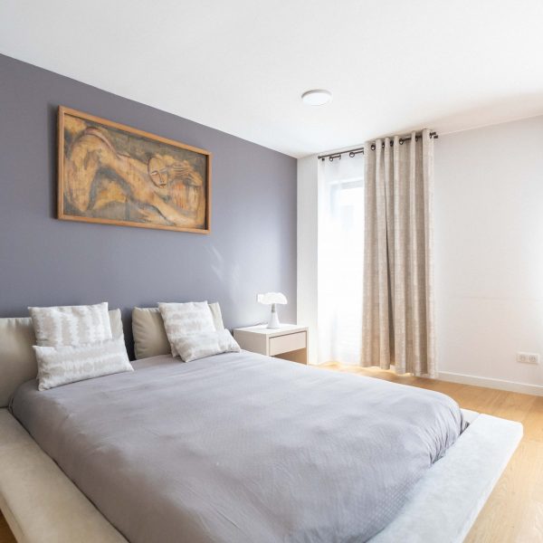 duplex- endoume-a-vendre-avec-terrasse-vue-notre-dame-de-la-garde-2 chambres-agence-immobilière-marseille-baradat-immobilierATO00258