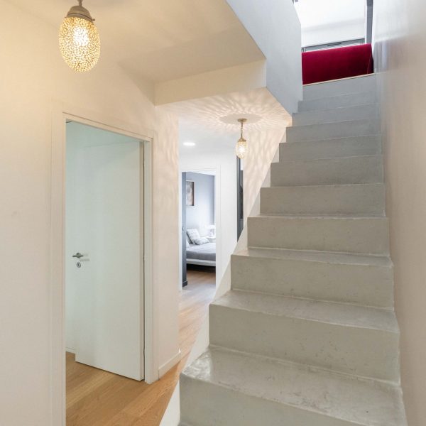 duplex- endoume-a-vendre-avec-terrasse-vue-notre-dame-de-la-garde-2 chambres-agence-immobilière-marseille-baradat-immobilierATO00265