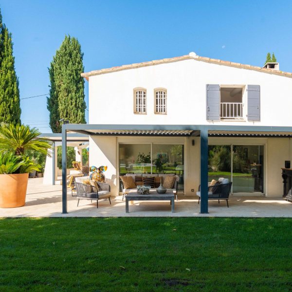 maison-a-vendre-aubagne-13400-avec-terrasse-piscine-agence-prestige-baradat-immobilierATO03019