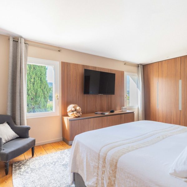 maison-a-vendre-aubagne-13400-avec-terrasse-piscine-agence-prestige-baradat-immobilierATO03099
