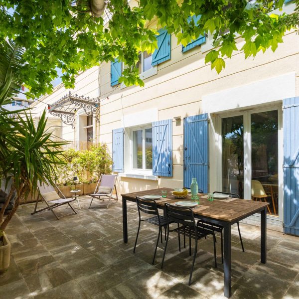 Appartement terrasse comme une maison, 3 chambres et un bureau