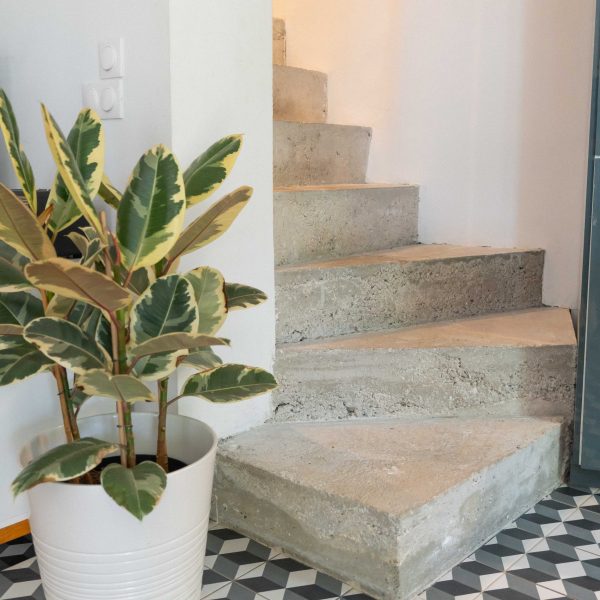 maison-a-vendre-roucas-blanc-avec-terrasse-agence-baradat-immobilierATO04704