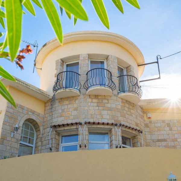 maison-les lecques- architecture-proche mer-5 chambres-agence-immobilier-baradatATO01805