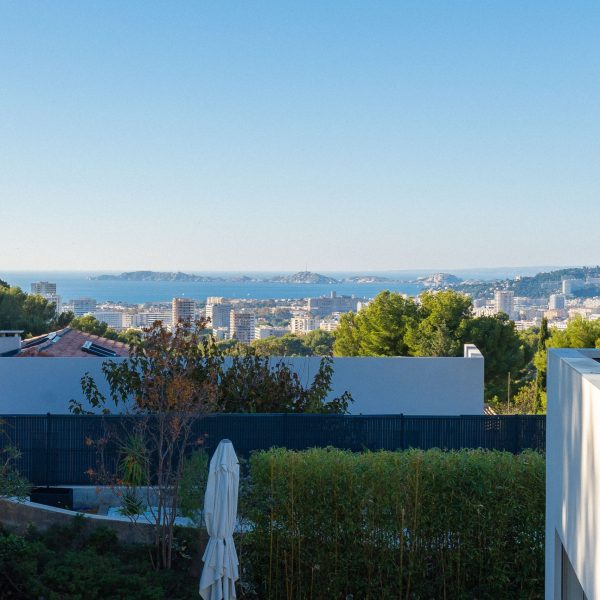 villa-contemporaine-architecture-panouse- 5 chambres- vue mer-agence-immobilier-baradatATO01762