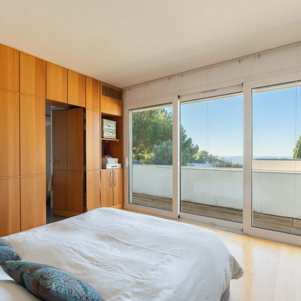 villa-contemporaine-architecture-panouse- 5 chambres- vue mer-agence-immobilier-baradatATO01769-Modifier